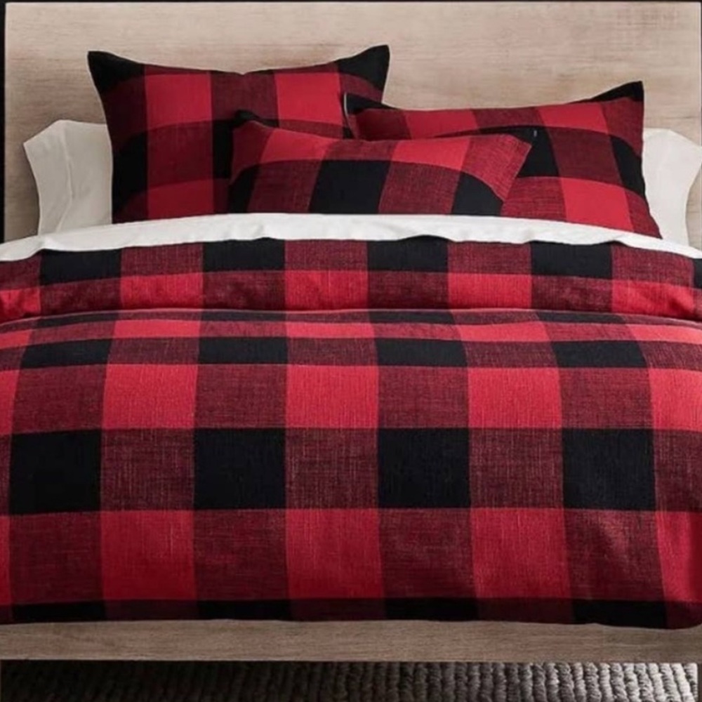 Pottery Barn Red and Black Plaid Duvet Cover with 2 Euro pillow shams Full/Queen - Picture 4 of 4